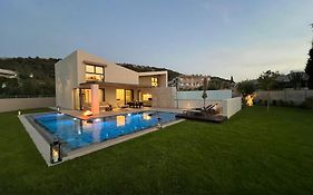 Alma Luxury Villas